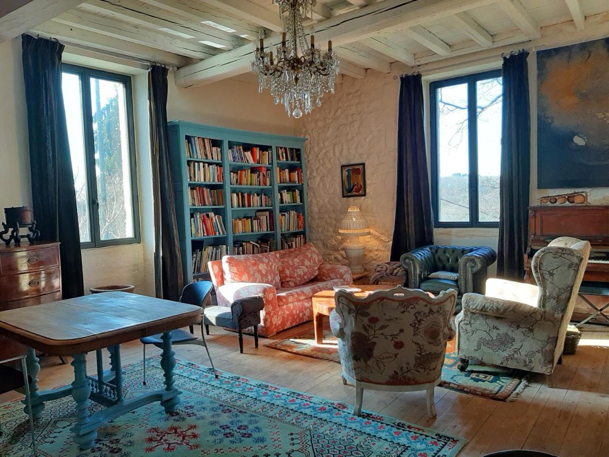 Aux Tuileries Nord Bed & Breakfast