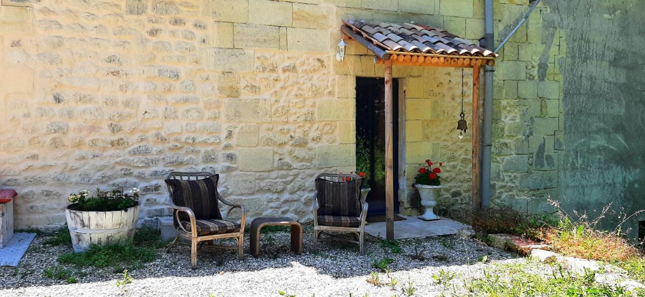 Bed & Breakfast Aux Tuileries Nord *