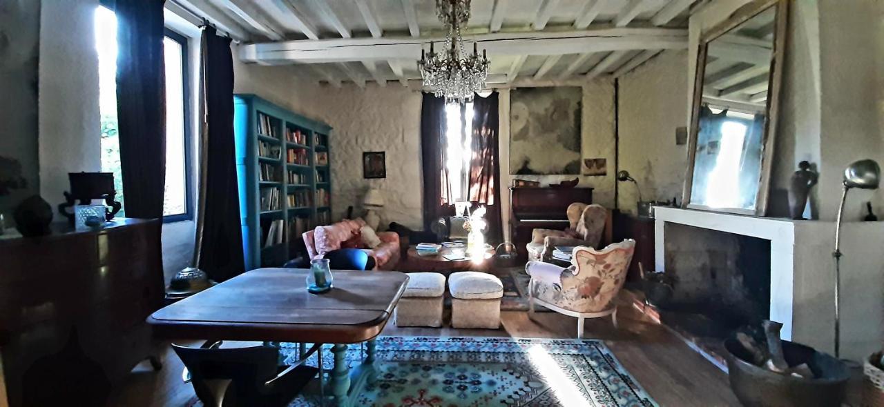 Aux Tuileries Nord Bed & Breakfast